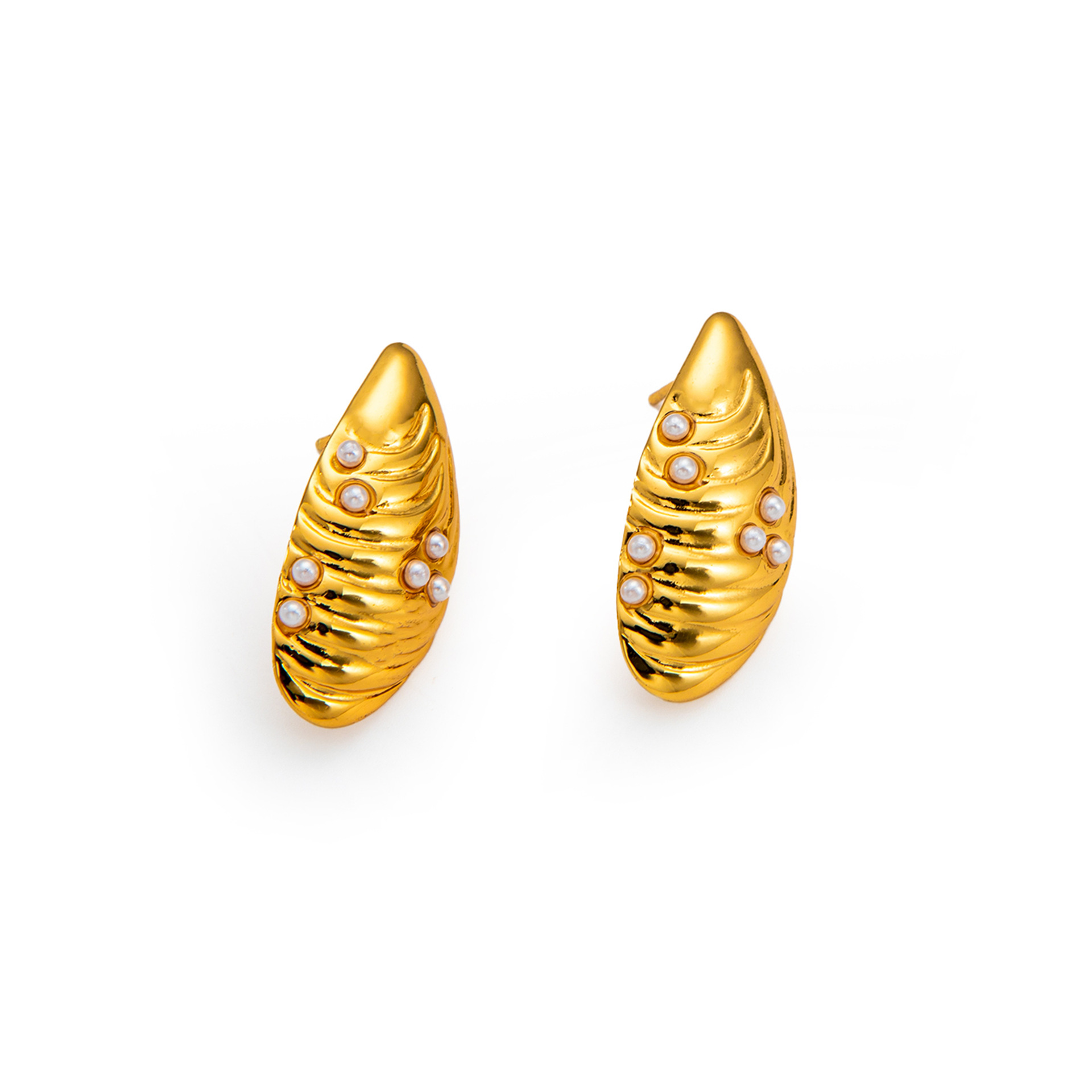 12g Weight 0.03µm Gold Plating Thickness Electroplated Gold Plating Process 201 Stainless Steel Ear Needle Material Golden Plated Plating Material Stone-Free Inlay Material Ear Studs Classification 1 Pair Quantity Casual Occasion 201 Stainless Steel Material Heart Shape Pattern Women's Gender Simple Style Style Plating Craft 1 Pair Simple Style Heart Shape Plating Titanium Steel Ear Studs 13