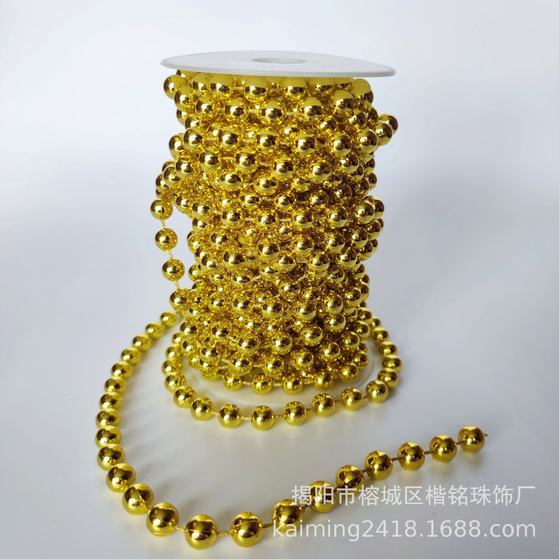 ����ѷ����ʥ����װ������ ���ϵ�������� ���������ɶԲ�������