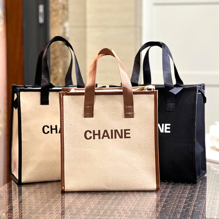 New Fashion Letter French Style Chanel Style Cosmetic Bag Handbag Lunch Box Bag Mummy Bag Wash Bag File Bag New Fashion Letter French Style Chanel Style Cosmetic Bag Handbag Lunch Box Bag Mummy Bag Wash Bag File Bag
