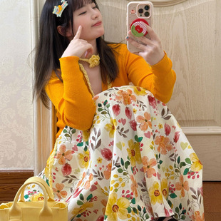 �紺�޺ÿ��Ķ�Ͱ�����һ����ŮƯ����ɫ�_���黨����ȹ���b