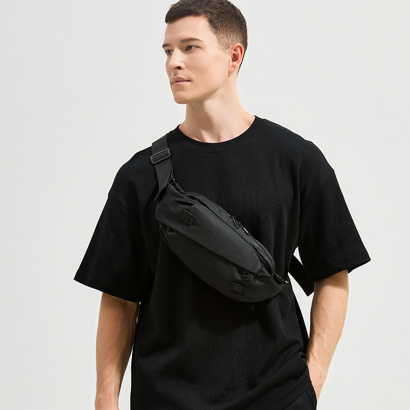 Men's waterproof chest bag, trendy small bag, Japanese-style crossbody bag, fashionable sports backpack, men's bag, waist bag, small-sized bag
