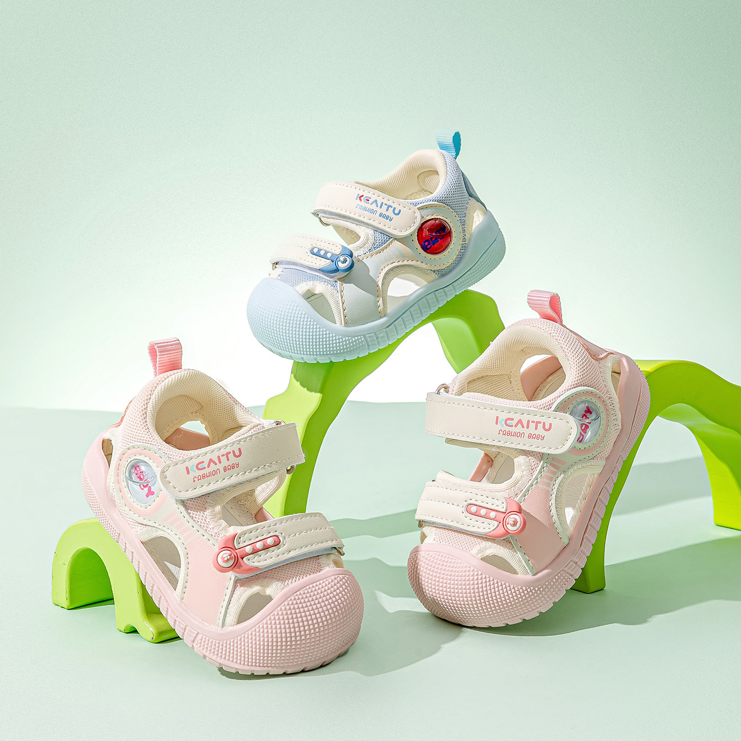 2025 summer new baby toddler sandals baby toddler sandals female baby crash toddler toddler toddler microfiber leather sandals