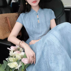 新中国式の国風はチャイナドレスの気質を改良しました。
