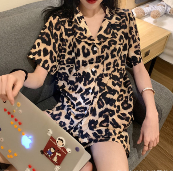 Tailandia Pijamas de las mujeres del sudeste asiático pantalones cortos de manga corta transfronteriza verano ropa para el hogar ins estilo coreano traje de dos piezas