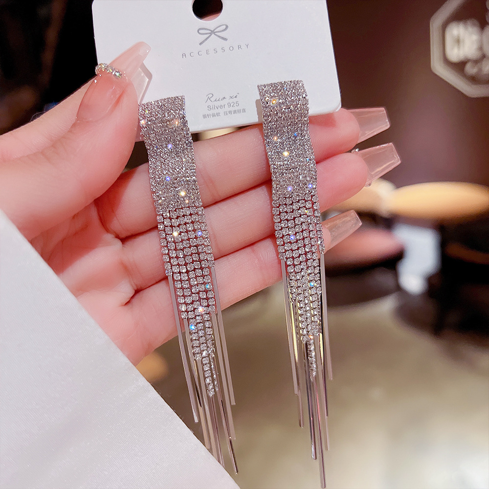 Fashion Butterfly Copper Inlay Zircon Earrings 1 Pair