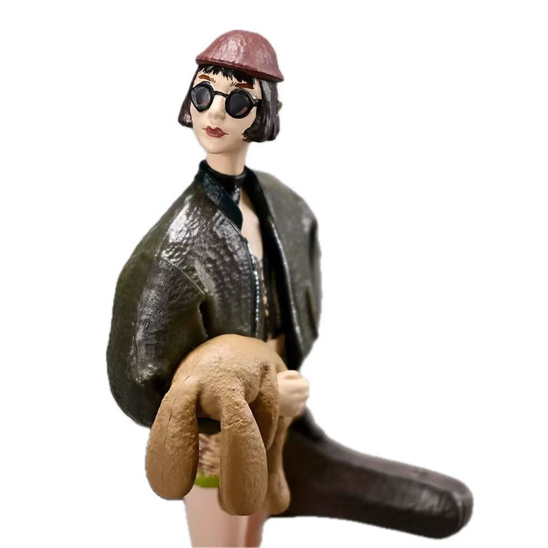 Este asesino transfronterizo no es demasiado frío, tío Leon, traje de combinación de niña, muñeca nostálgica, adornos de figuras