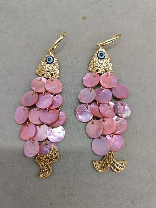 Pendientes de borla de concha geométrica redonda, estilo de vacaciones junto al mar, gancho para la oreja, pendientes de todo fósforo de moda, sentido de clase alta de nicho