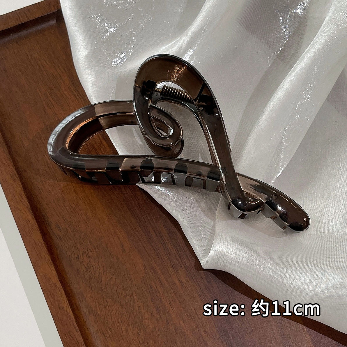 Gran clip de tiburón esmerilado acrílico simple horquilla tocado volumen gran horquilla de alto grado accesorios para el cabello al por mayor