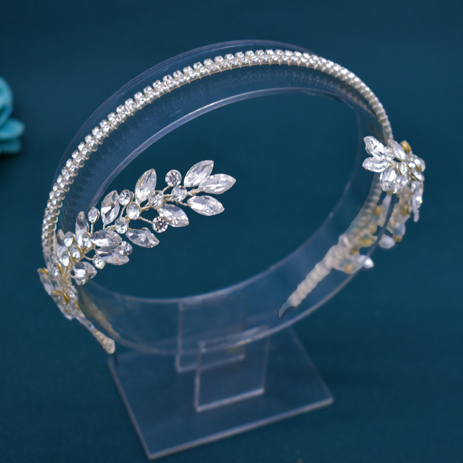30g Weight Hair Band Hair Accessories Type Rhinestones Inlay Material 1 Piece Quantity Iron Material Leaf Pattern All Seasons Season Women's Gender Elegant, Glam, Bridal Style Elegant Glam Bridal Women's Leaf Rhinestone Crown Jewelry Headband 4