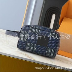 2025新款真皮高颜值大容量化妆包便携手拿时尚女包百搭旅行洗漱