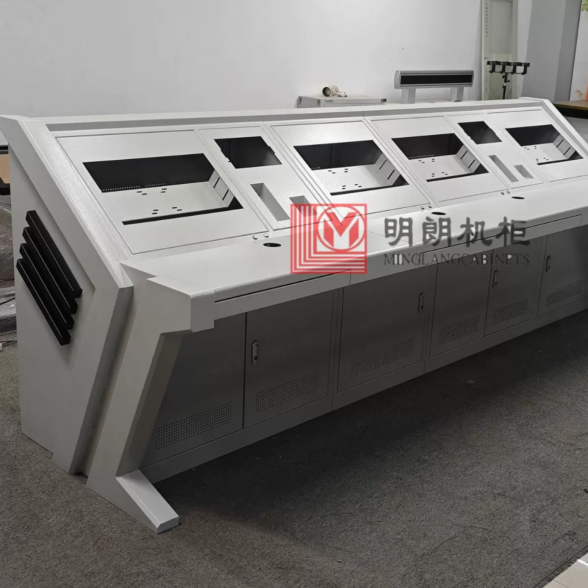 厂家直销琴式多功能监控台操作台单位执勤台中控室办公电脑工作台