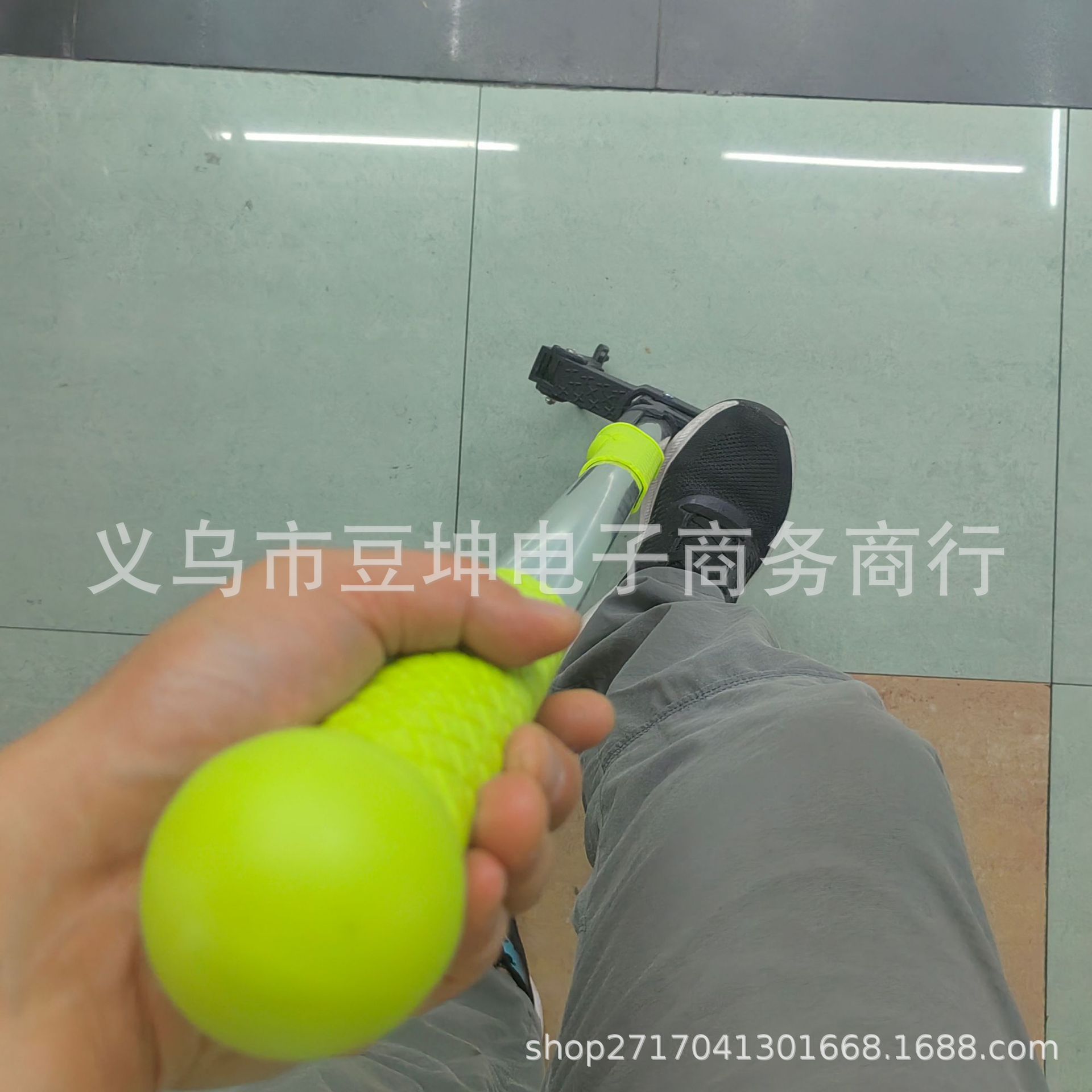 19d9a9138e37bfa42625492d7eb7d4