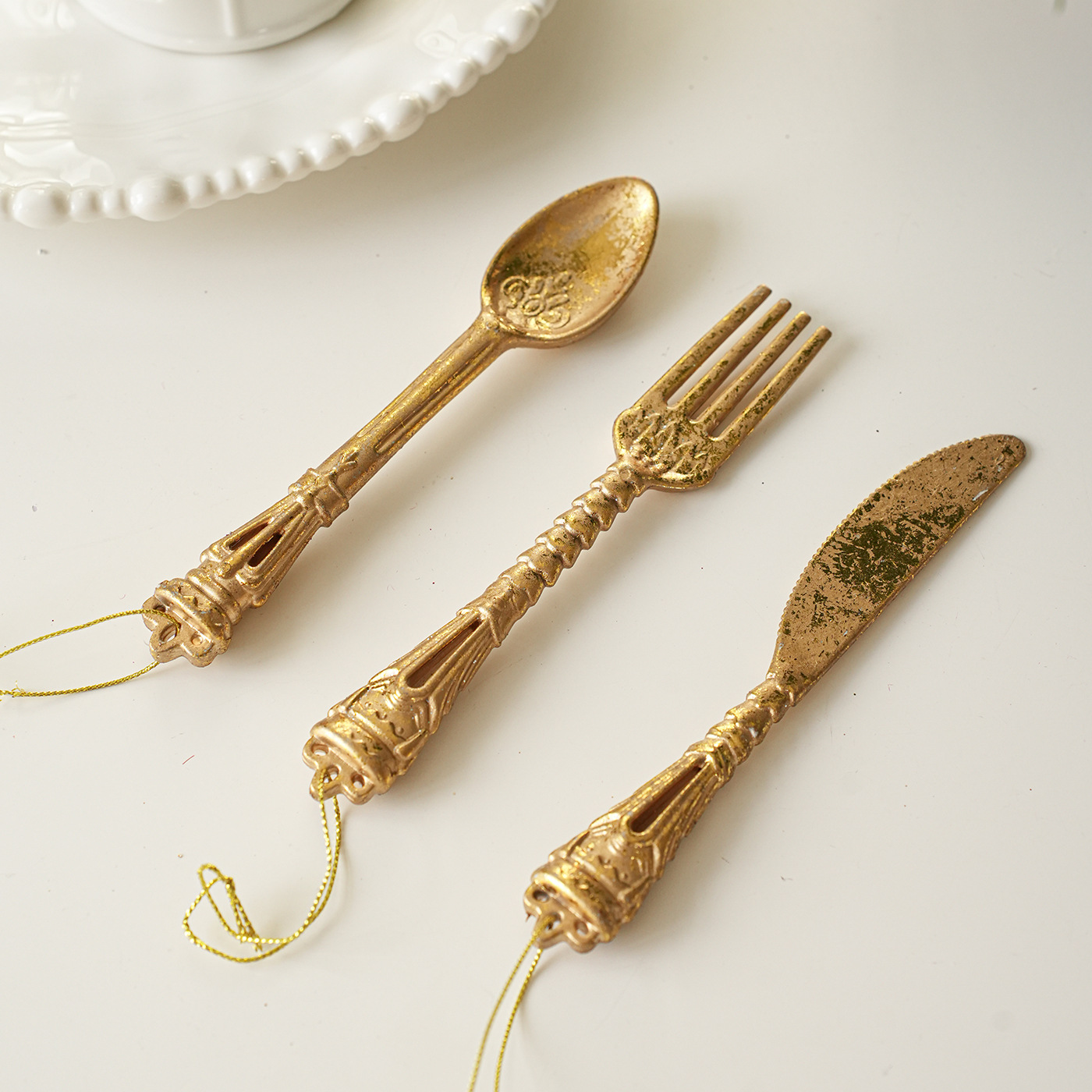 Transfronterizo plástico retro hacer viejos cuchillos cubiertos paquetes de tres paquetes de decoración de árbol de Navidad colgante accesorios