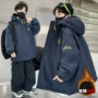 新款男孩冬季加厚冲锋衣