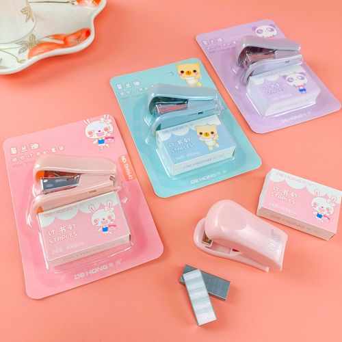 Mini stapler set cute cartoon office stationery small stapler student portable stapler wholesale