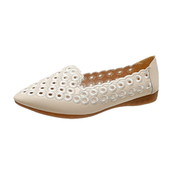 Summer Women's Sandals 2025 Flat Hole Sandals Soft Leather Breathable Hollow Step-in Beef Tendon Soft Bottom Mom's Shoes