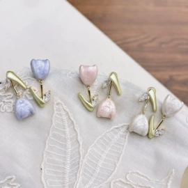 项链;耳环;戒指