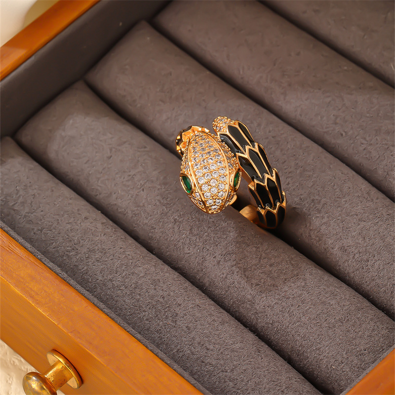 Parure de bijoux serpentine pleine de diamants, bague bracelet en zircon, personnalité de luxe légère, tête de léopard de l'industrie lourde_voghion.com