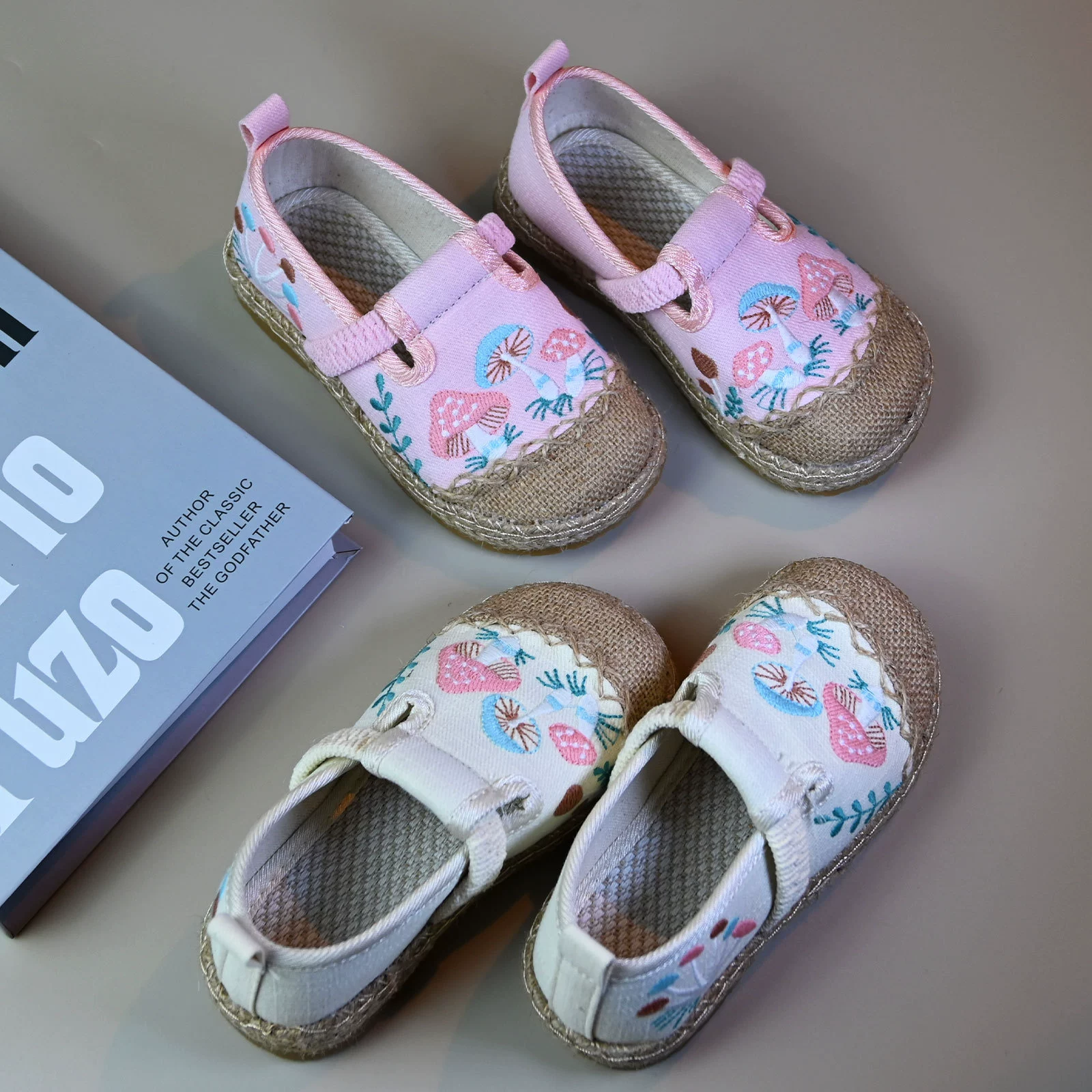 Hanfu обувь детская старая пекинская обувь из ткани ручной работы ретро хлопок льна 2025 новая этническая вышитая обувь для девочек холст обувь