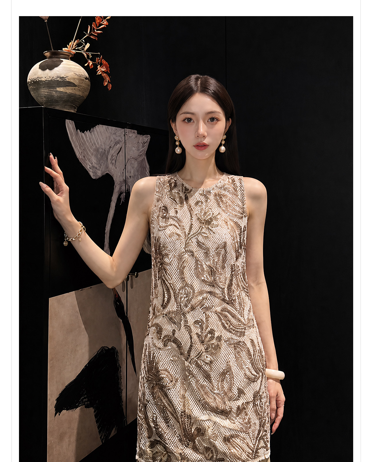 Đầm maxi nữ thắt eo phong cách Tân Trung Hoa họa tiết thêu nổi — Trà cà phê chi tiết 10