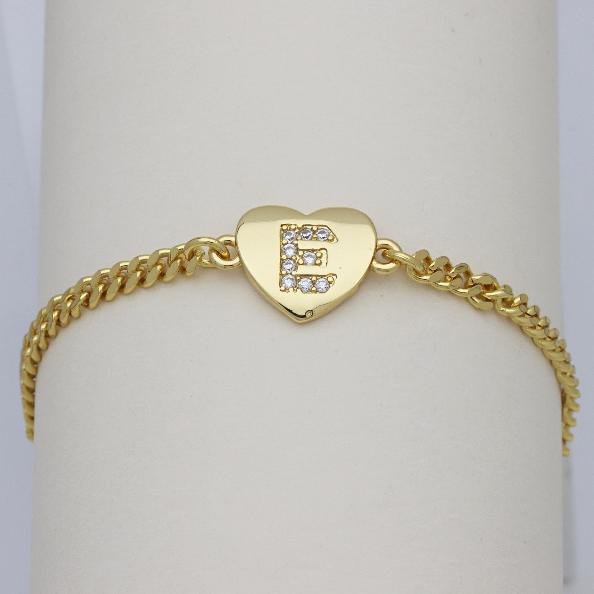 8g Weight Copper Pendant Material Zircon Inlay Material Bracelets Classification Copper Chain Material Cuban Link Chain Curb Chain Chain Type 1 Piece Quantity Holiday, Banquet, Selfie Occasion Copper Material Letter, Heart Shape Pattern All Seasons Season Women's Gender Inlay Design Casual, Elegant, Lady Style Wholesale Jewelry Casual Elegant Lady Letter Heart Shape Copper Zircon Inlay Bracelets Cuban Link Chain Curb Chain 10