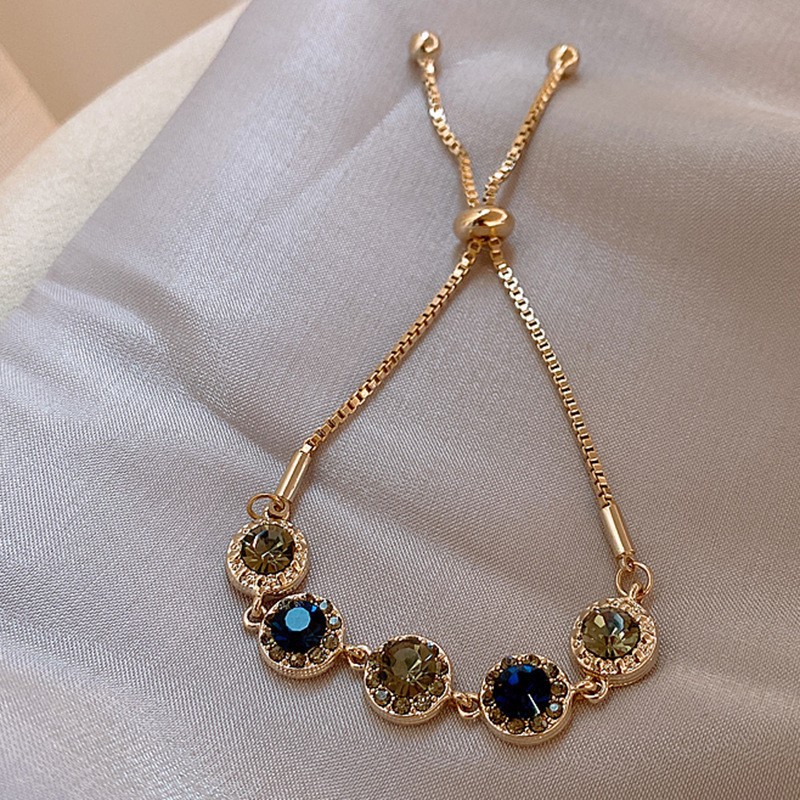 South Korean bracelet with zircon