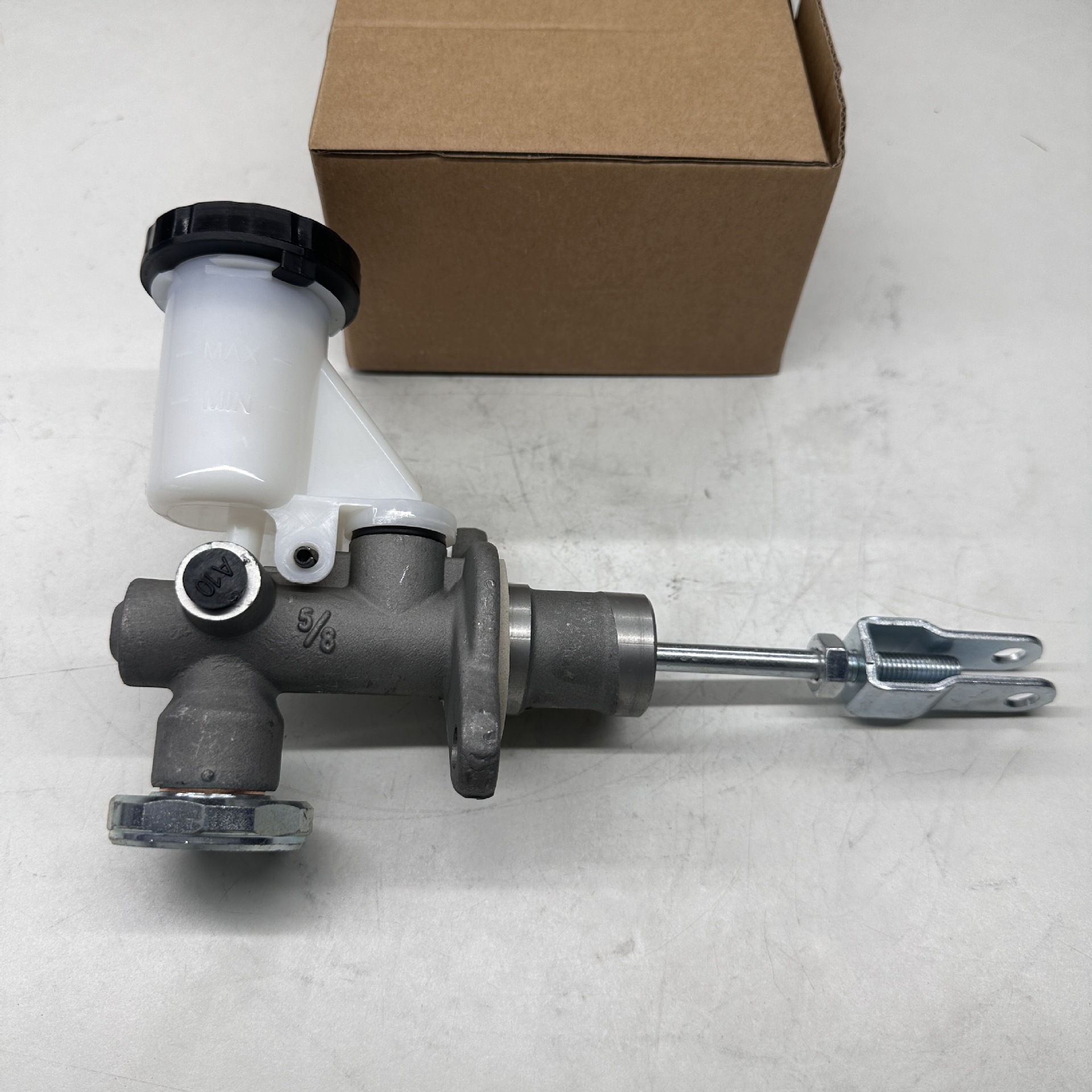Suitable for Nissan Frontier Clutch Master Cylinder 30610-3S501 30610-3S507