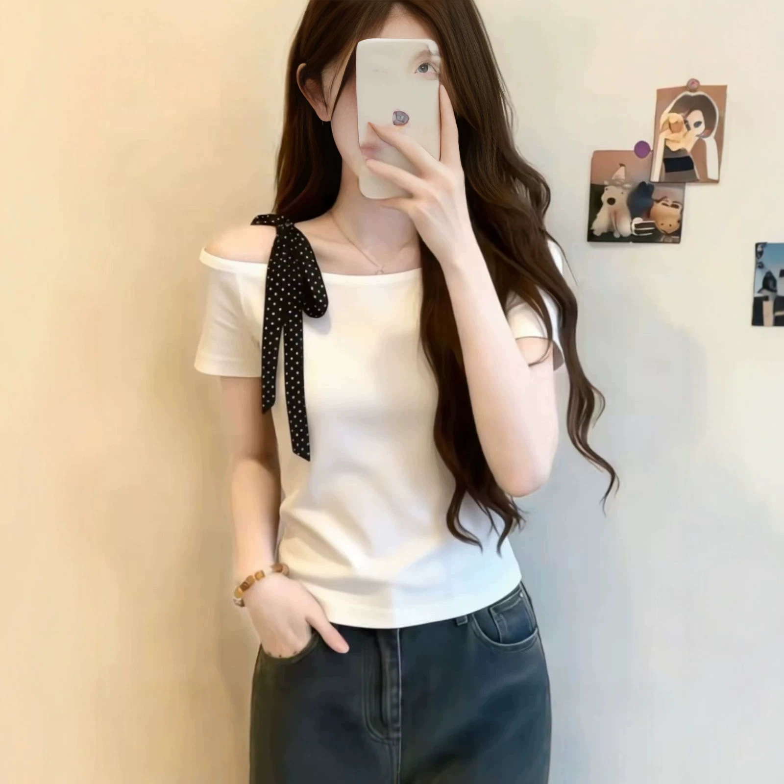 Pure Desire Style One-Shoulder Short-Sleeve T-Shirt for Women, New Summer Design with Bow Tie, Slim Fit, Off-Shoulder Top