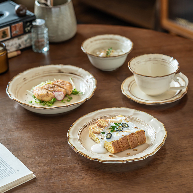 French Light Luxury Tableware Wholesale Ceramic Bowl and Plate Set Household Retro Style Plate Dish Round Rice Bowl Dinner Plate