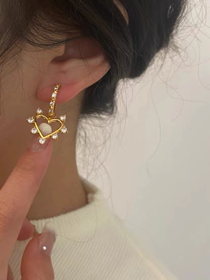 Fashion Heart Shape Copper Inlay Zircon Drop Earrings 1 Pair