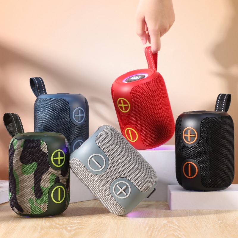 Transfronterizo TG697 subwoofer altavoz Bluetooth portátil de alto volumen TWS regalo al aire libre de sonido Bluetooth