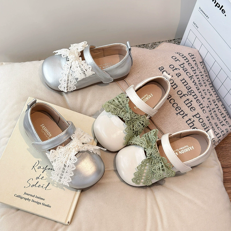 2025 Весенний и Осенний Принцесс Обувь Новая Детская Сладкая Кожаная Обувь Лук Маленькая девочка Мягкая подошва Одиночка Корейская версия
