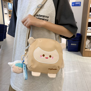 ����Ů�ɐۿ�ͨ������Ů�����б������^���e�����ٴ�С���͒��