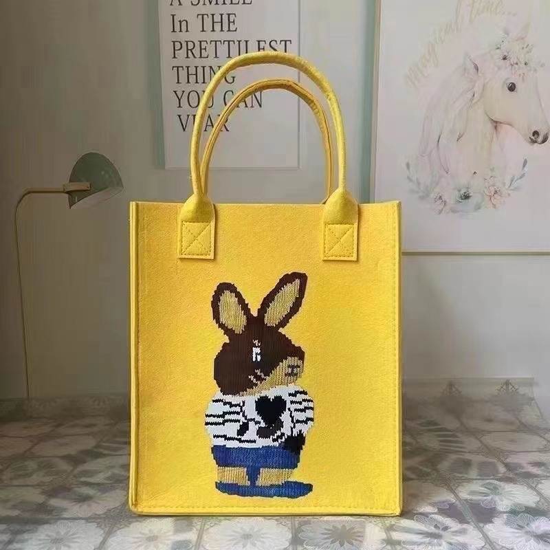 Bolsos de fieltro de impresión de dibujos animados al por mayor bolsas de compras de gran capacidad bolsas de publicidad de regalo pueden agregar logotipo