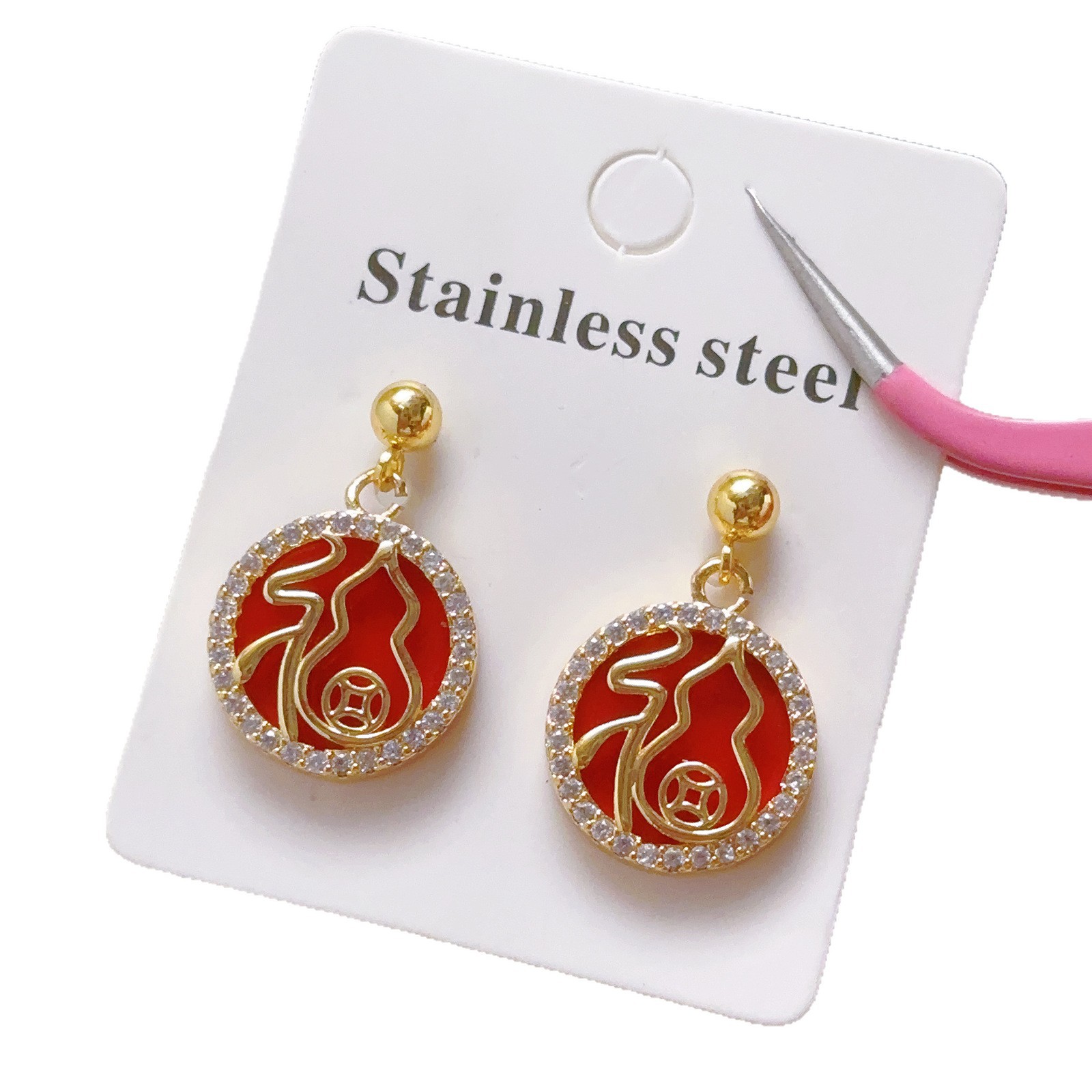 Retro marca redonda Caifu collar mujer joyería de inserción roja China viento galvanizado 18K set de pendientes de oro