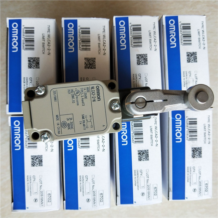 欧姆龙微动开关Z-15GQ-B/Z-15GQ22-B三脚柱塞型防水微动开关 议价