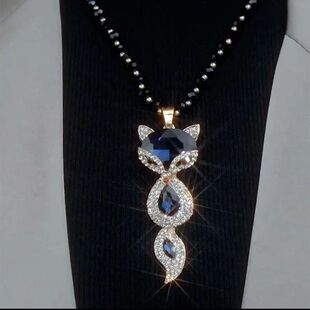 Online popular autumn and winter blue fox Crystal sweater chain fashionable all-match long round bead chain clothes accessories pendant