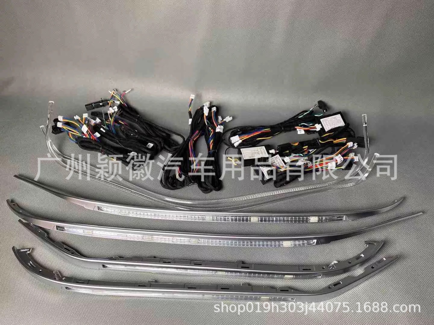 Aplicable a Mercedes-Benz Clase C W205GLC Faro de gas lámpara de instrumentos de 64 colores salida de aire de turbina giratoria agudos conjunto de 7 piezas