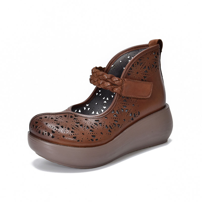 Темно коричневый