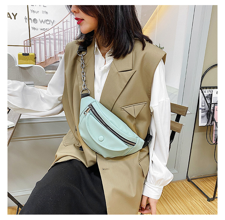 Korean Fashion Solid Color Sports Shoulder Bag display picture 6