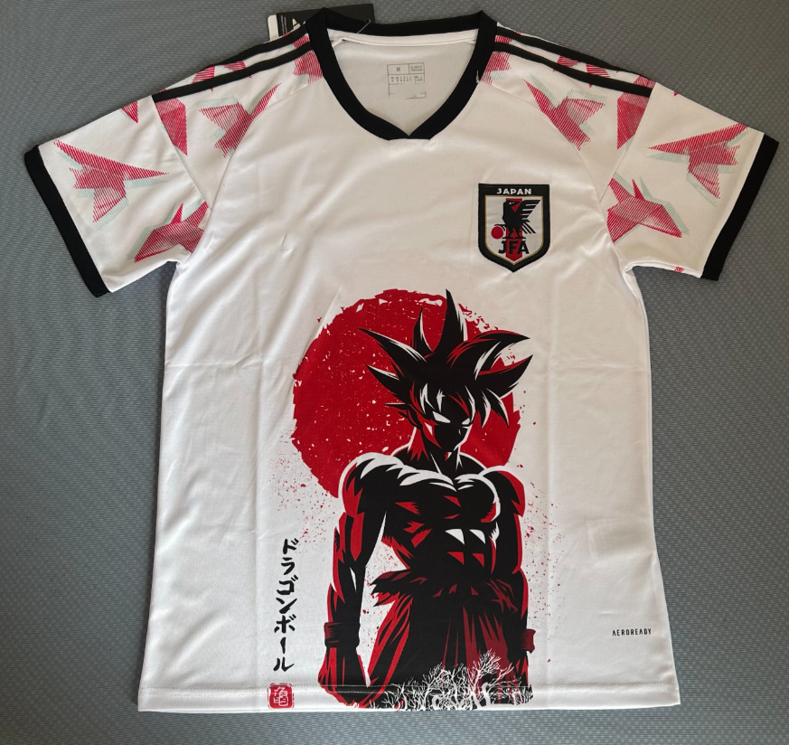 25-26 Nueva camiseta de anime de camiseta japonesa One Piece Samurai Sakura Dragon Ball Uniforme de fútbol transfronterizo de edición especial