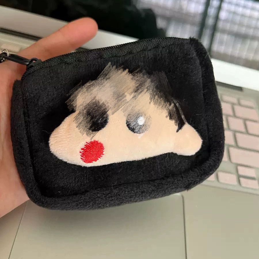 Та же плюшевая монетница серии Xiaoxin Little Red Book, милый держатель для карт, сумка для хранения с героями мультфильмов, подвеска для сумки для наушников