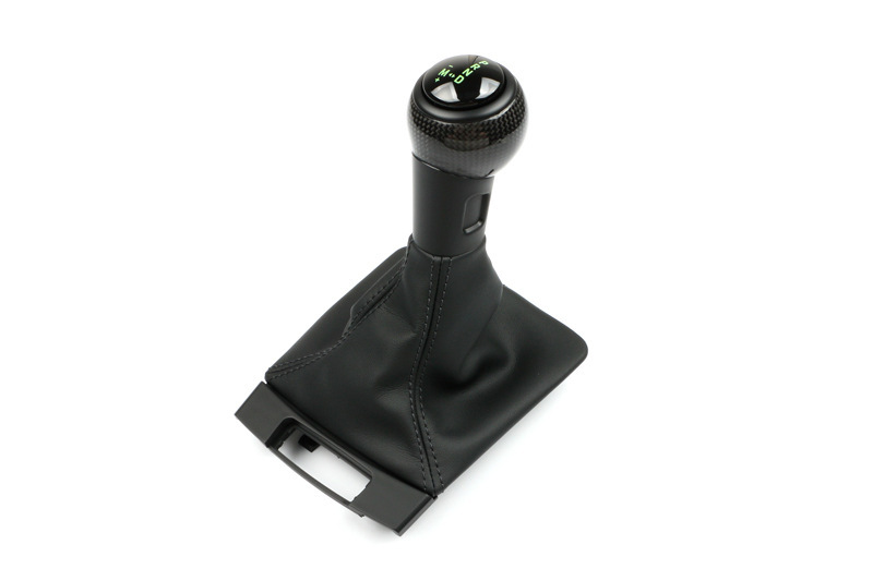 Suitable for Porsche GT4 gear shift knob, 718 Cayman, 911, Boxster, genuine leather, suede, carbon fiber gear shift cover