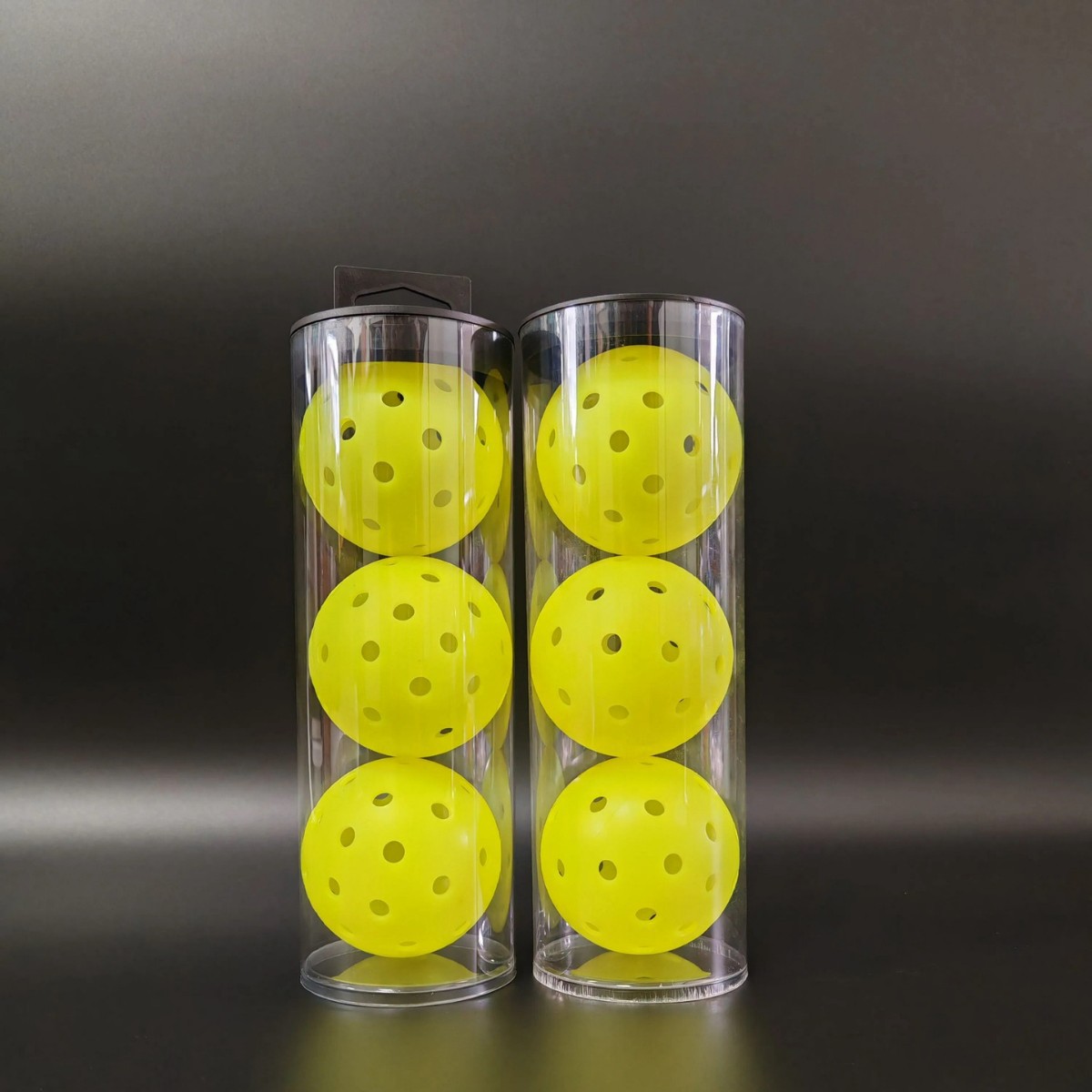 Factory wholesale tube packing rotomolding ball 40 holes seamless pickled ball professional manufacturer
