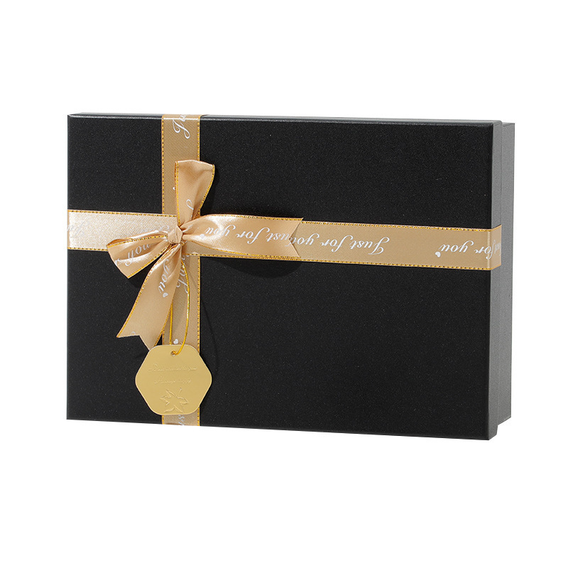 Caja de regalo de lápiz labial para el día de San Valentín Caja vacía de joyas logotipo personalizado Caja de regalo de embalaje de cosméticos personalizada