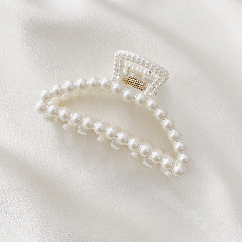 3 # 초승달 모양의 그리퍼.