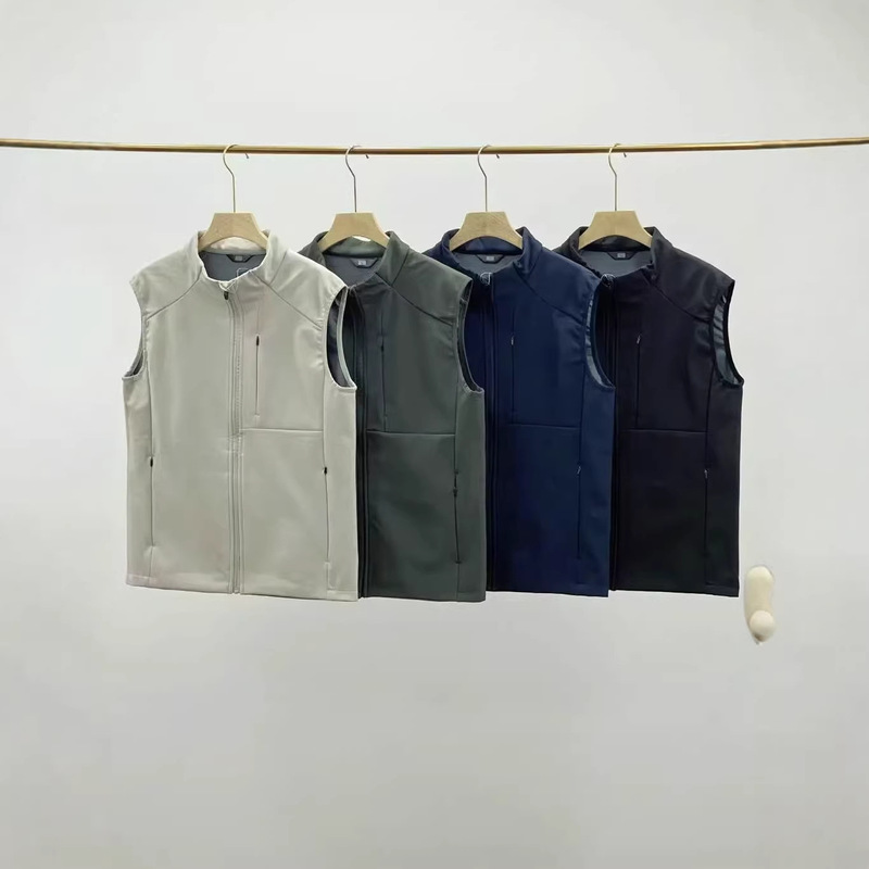 Outdoor Softshell Vest for Men, Water-Resistant, Stand-Up Collar, Thin Fleece, Spring and Autumn Casual Sports Multi-Pocket Vest 30171