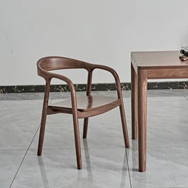 餐椅;餐桌;换鞋凳