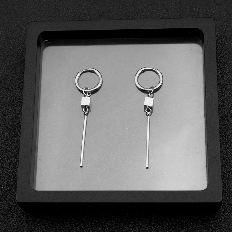 Boucles d'oreilles longues à clous pour hommes, en acier inoxydable, en forme de goutte carrée, style punk, bijoux inaltérables, parfaits pour les femmes au bureau._voghion.com