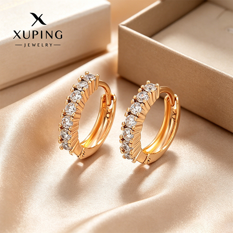 Pendientes de aro Xuping transfronterizos rusos de 18k con incrustaciones de diamantes, joyería de lujo ligero de alta gama al por mayor para mujer.